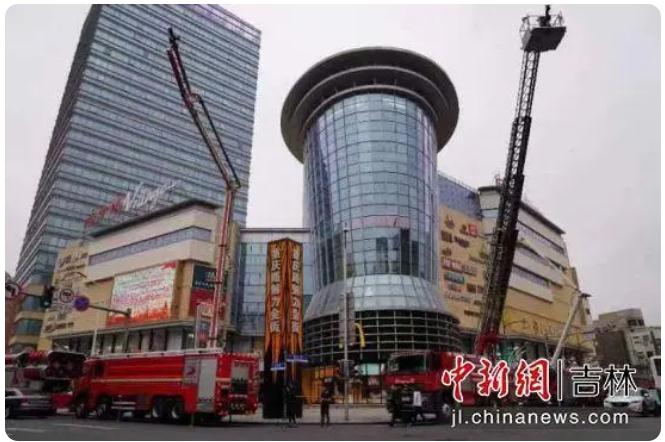 南關(guān)區(qū)開展“百日攻堅”大型綜合體消防實(shí)戰(zhàn)演練活動
